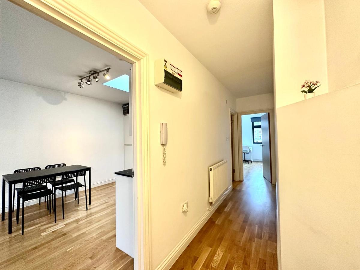 137 Camden Town Apartament